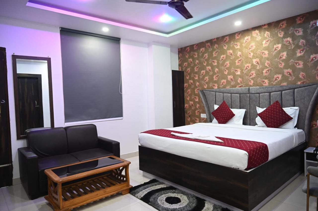 Hotel Diamant Inn Patna  Bagian luar foto